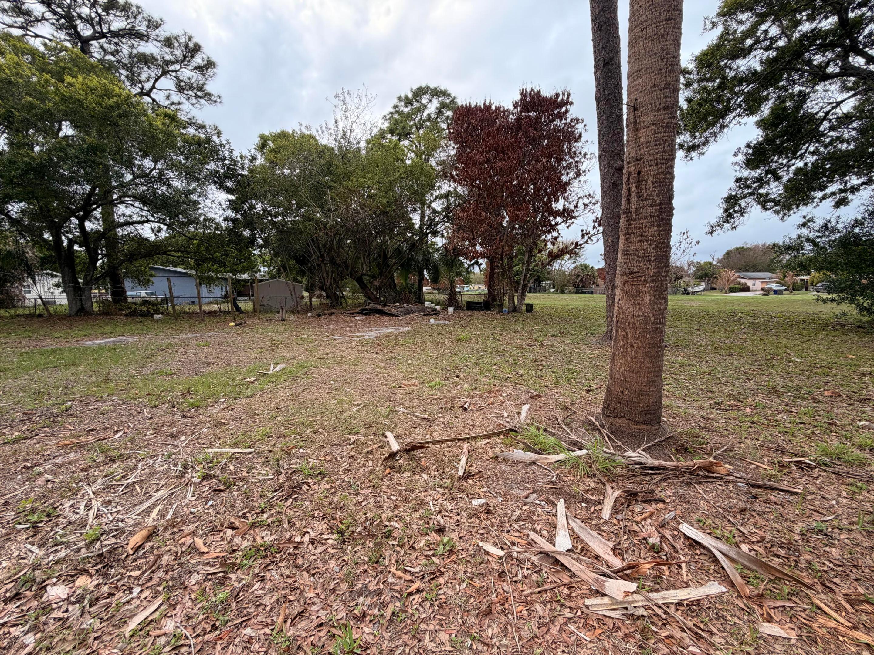 PINE TREE PARK SUBDIVISION - Residential Lease