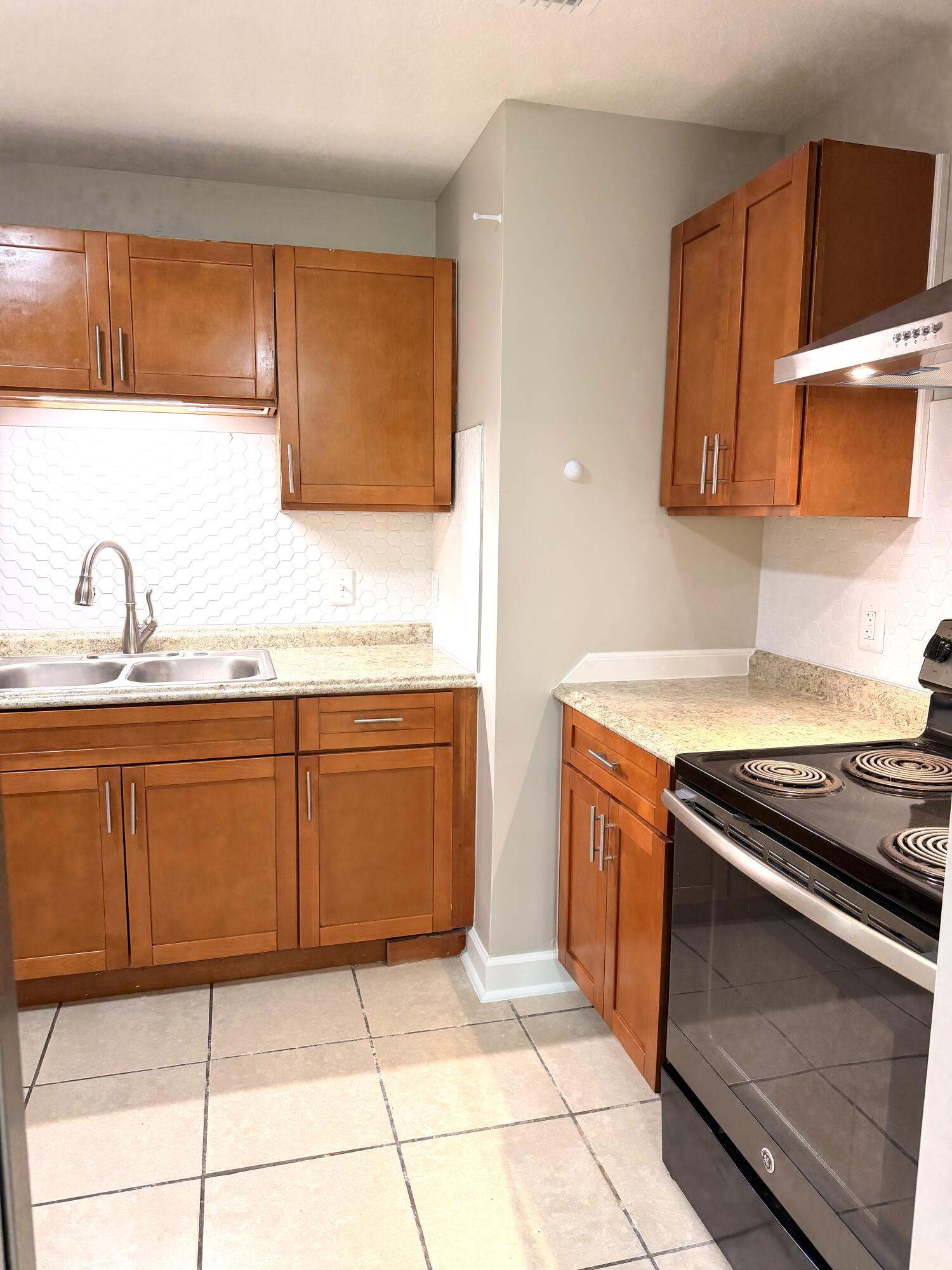 PINE TREE PARK SUBDIVISION - Residential Lease