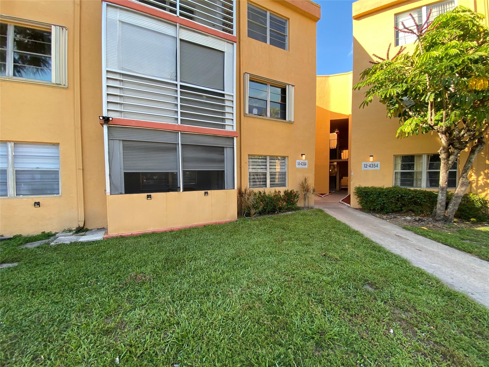 4354 NW 9th Ave 14-1E