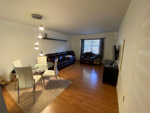 4354 NW 9th Ave 14-1E Deerfield Beach FL 33064