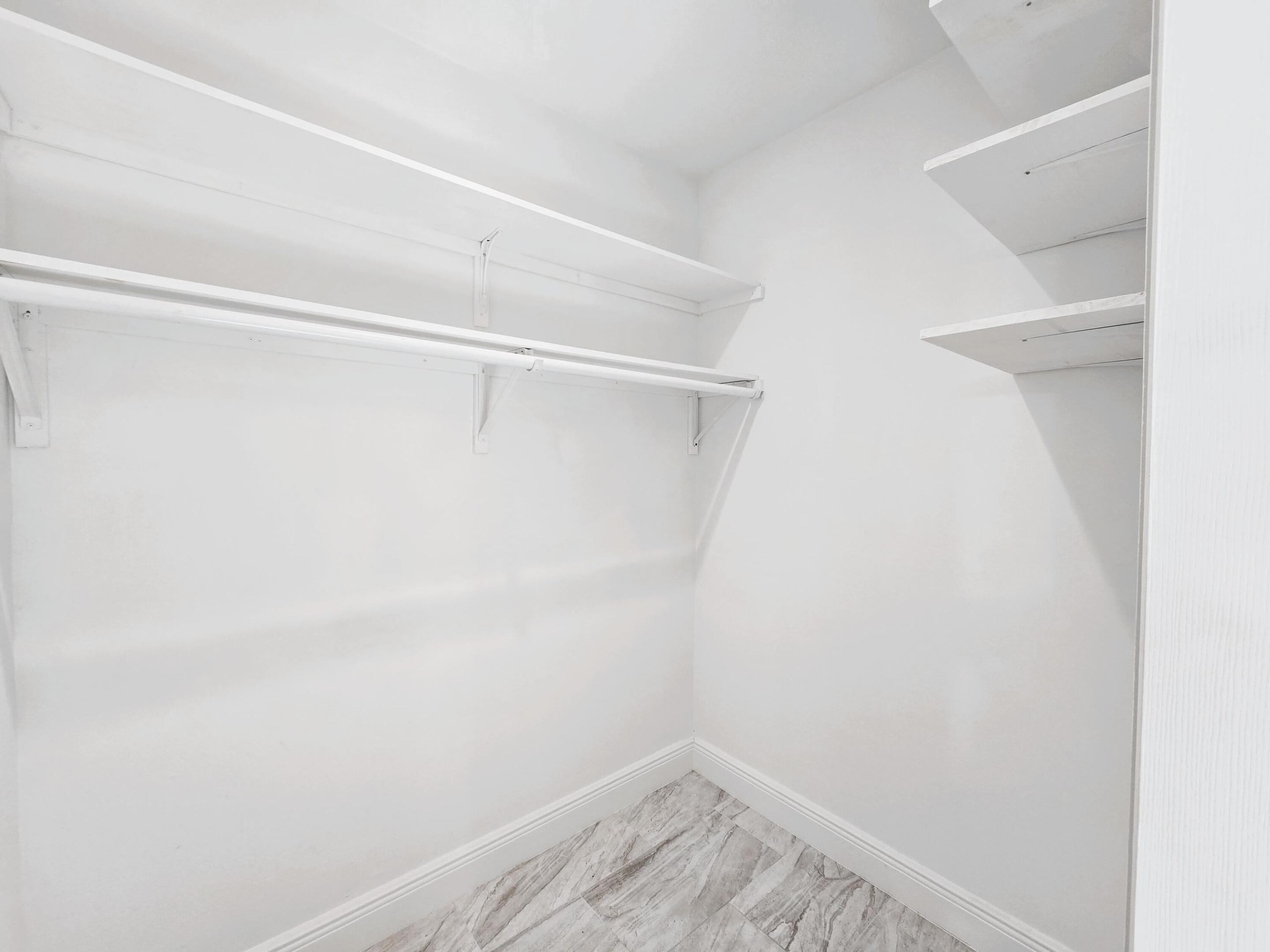 PALM BEACH LAKES SOUTH - Residential Lease