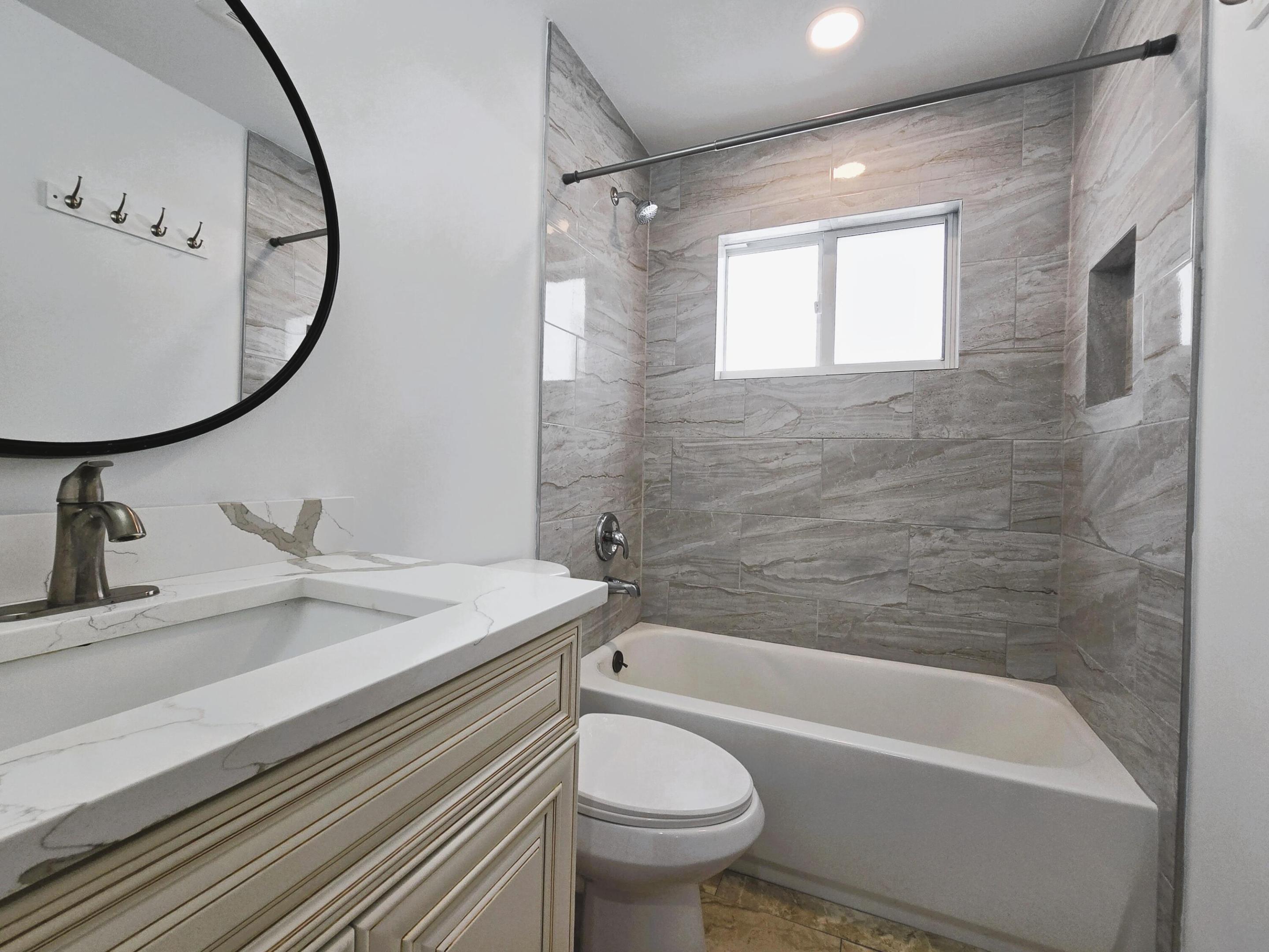 PALM BEACH LAKES SOUTH - Residential Lease