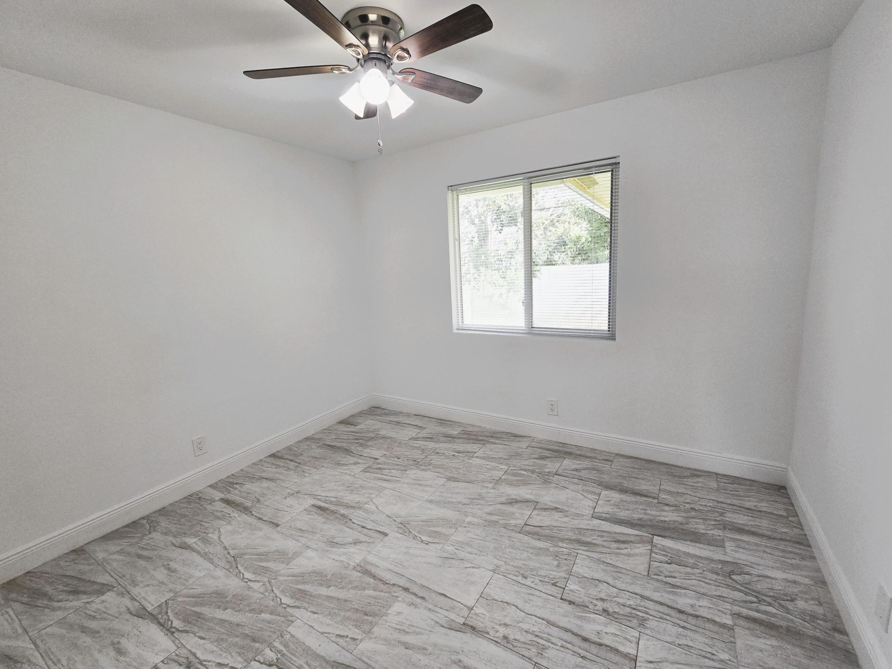 PALM BEACH LAKES SOUTH - Residential Lease