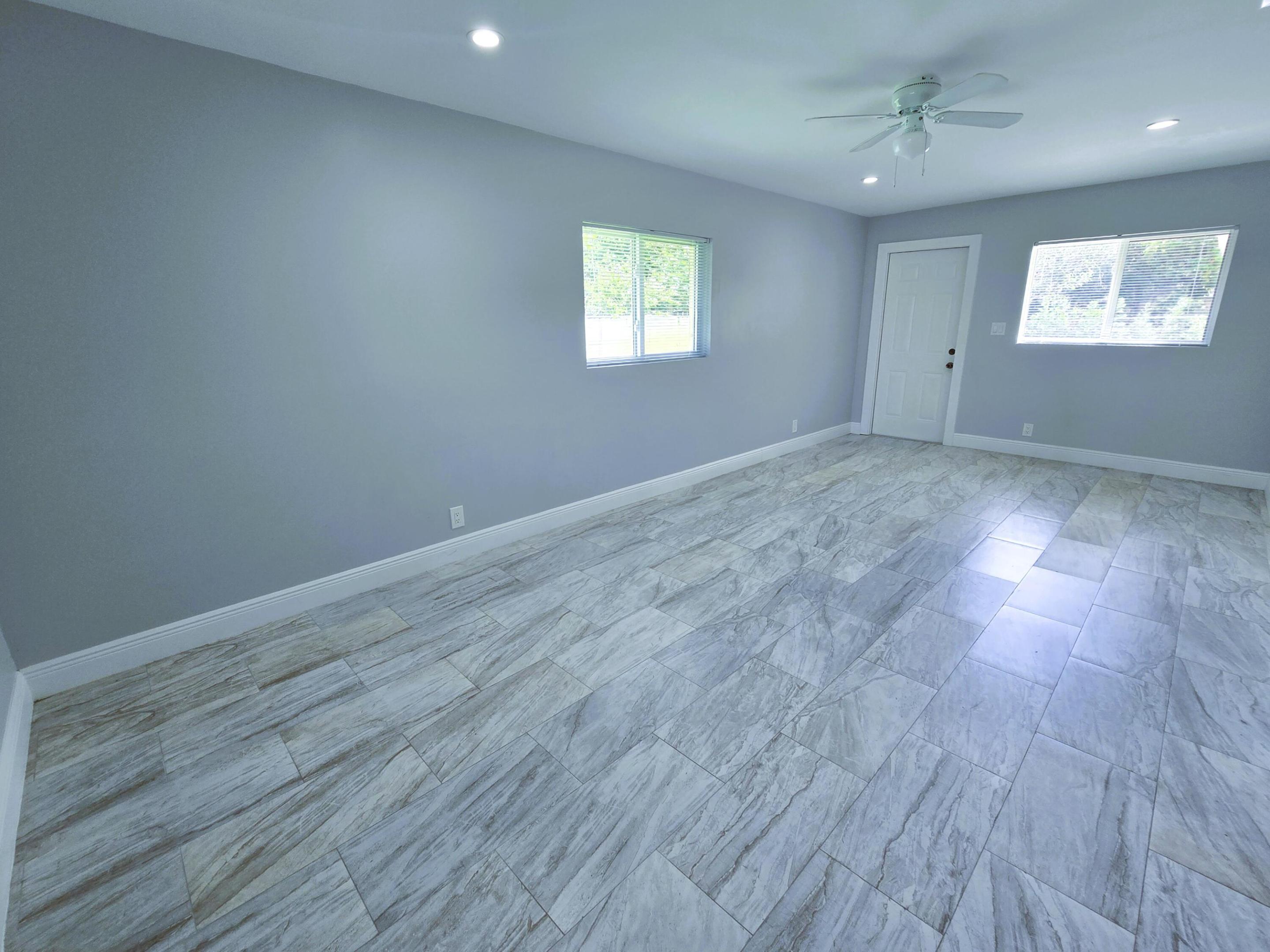 PALM BEACH LAKES SOUTH - Residential Lease