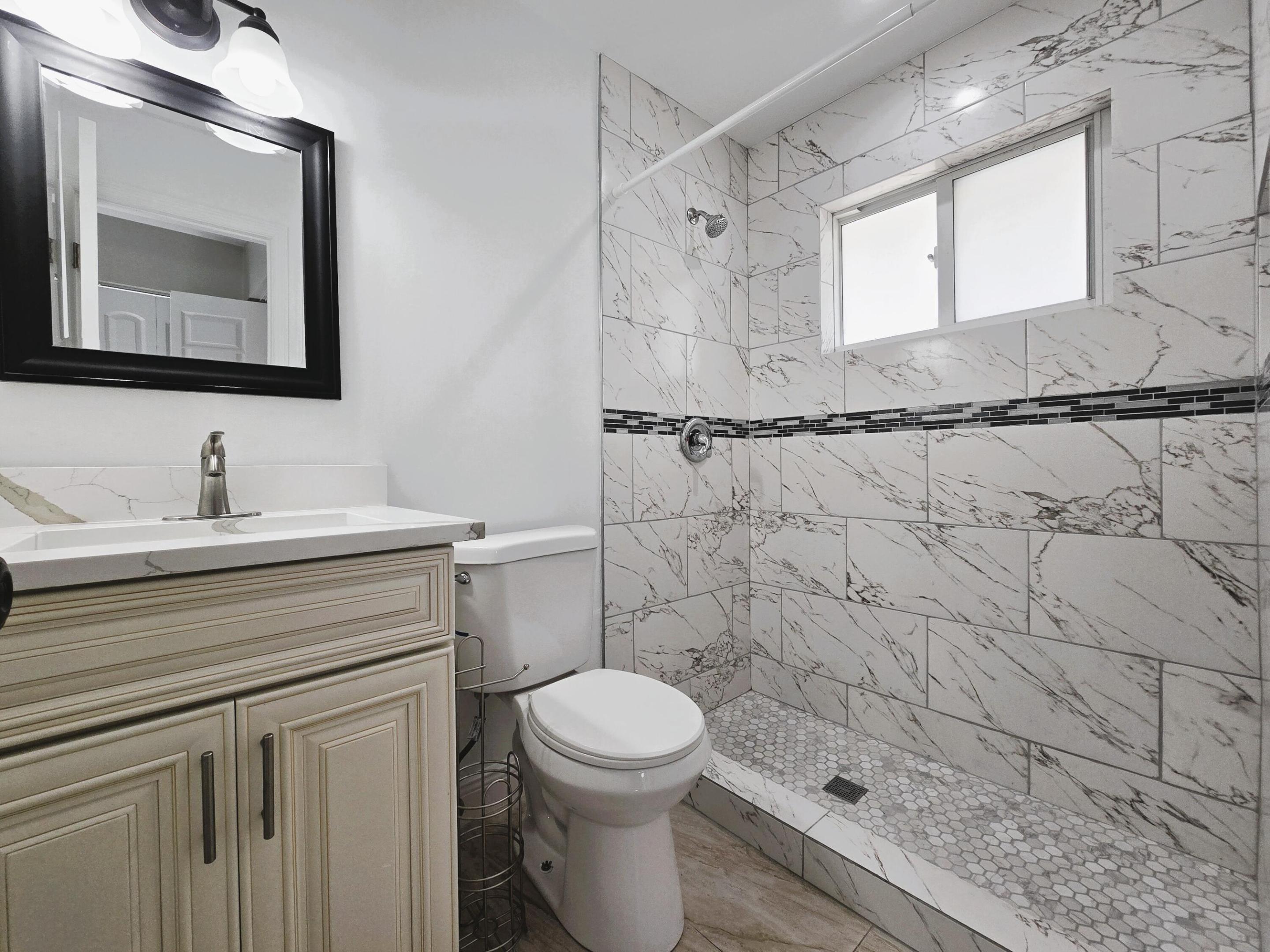 PALM BEACH LAKES SOUTH - Residential Lease