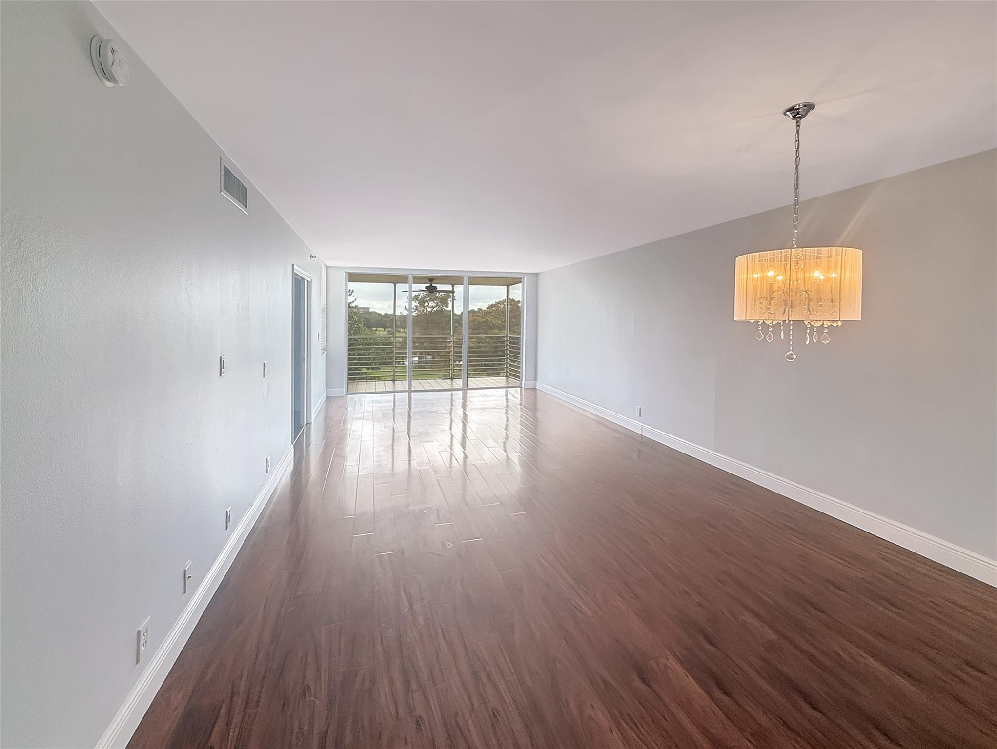 3520 Oaks Way 406