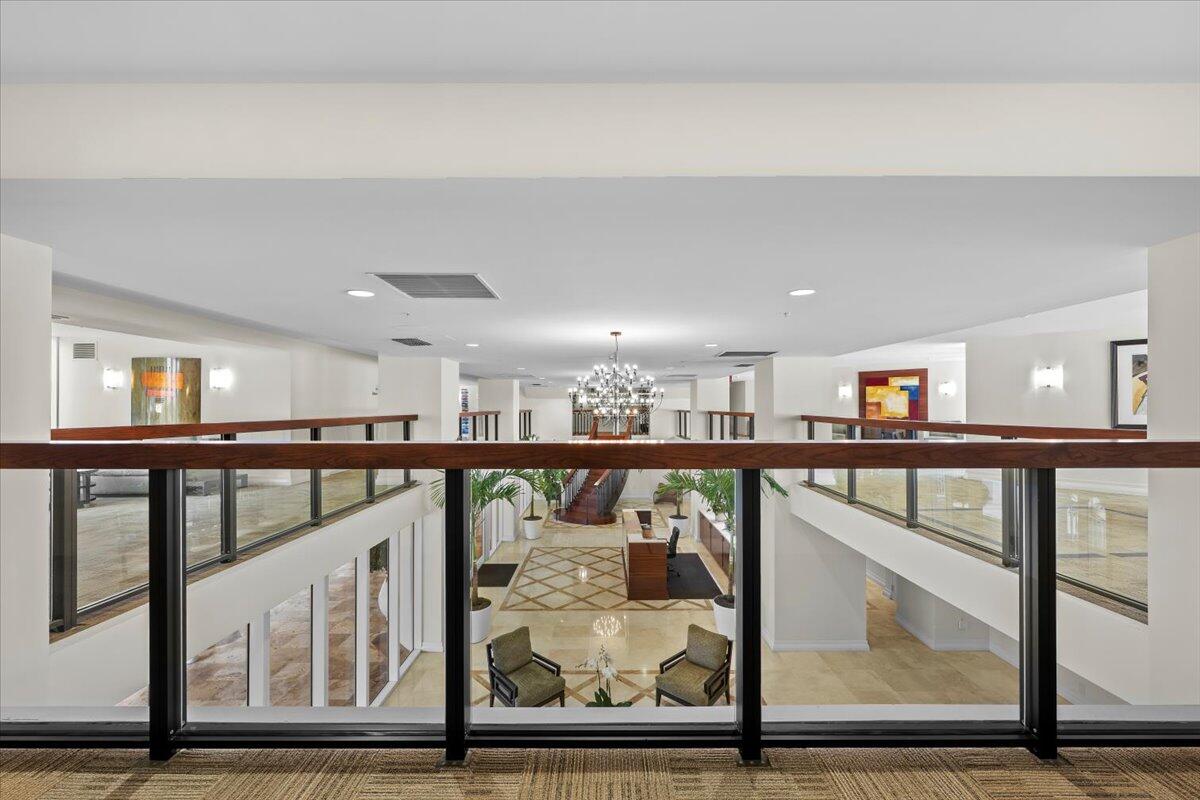 VILLA LOFTS CONDOMINIUM - Residential