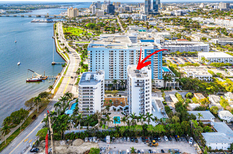 VILLA LOFTS CONDOMINIUM - Residential