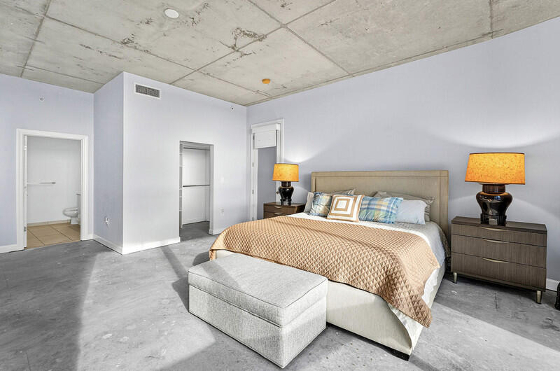 VILLA LOFTS CONDOMINIUM - Residential