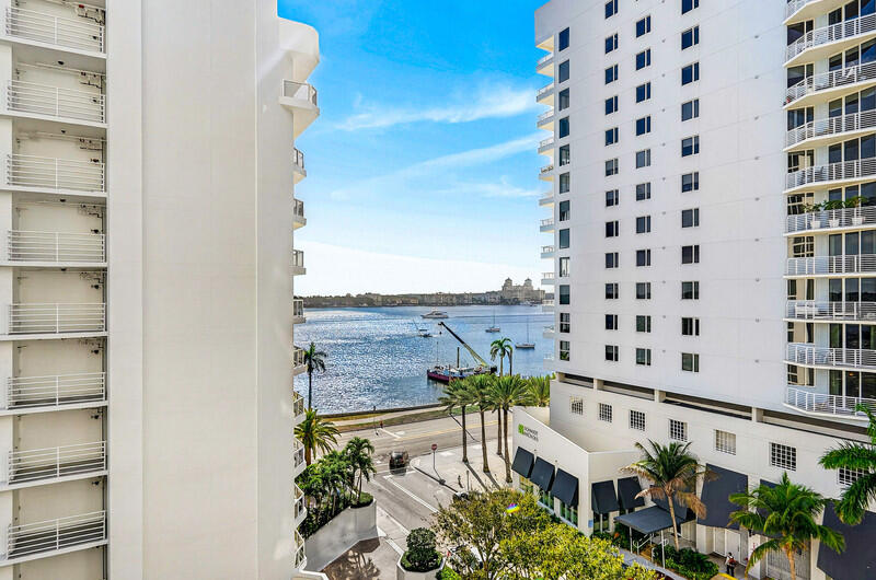 VILLA LOFTS CONDOMINIUM - Residential