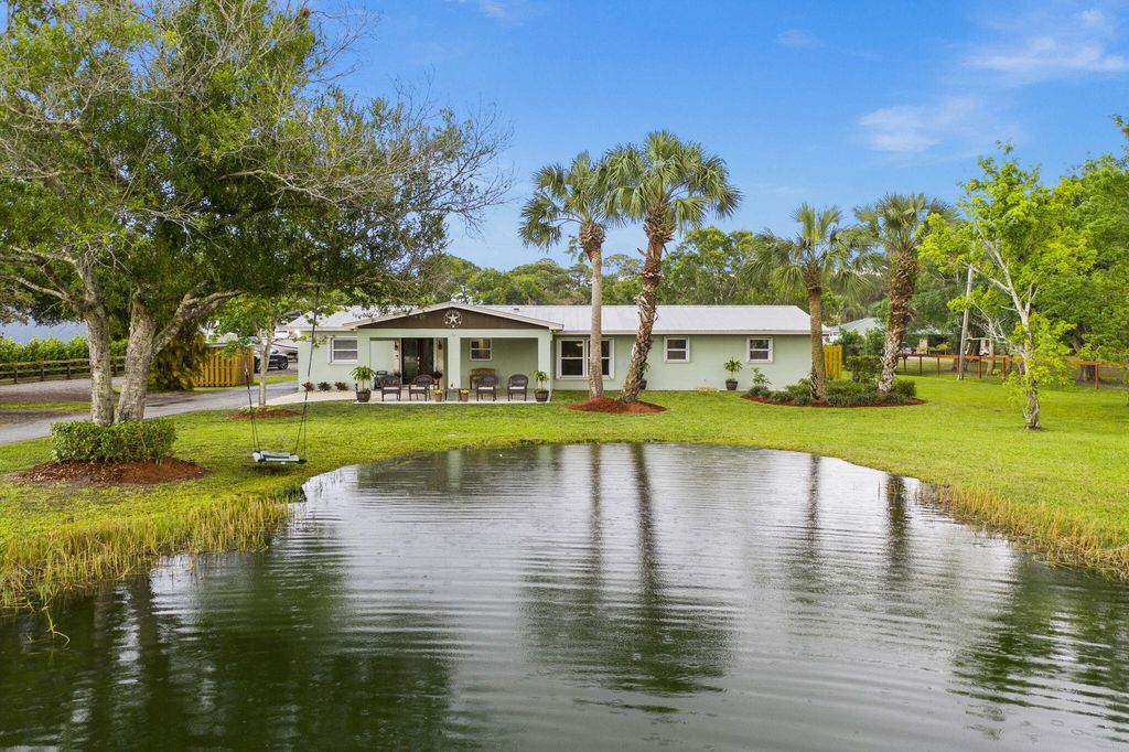 Photo of 5300 NW Dunn Road, Fort Pierce, FL 34981 (MLS # R10846255)