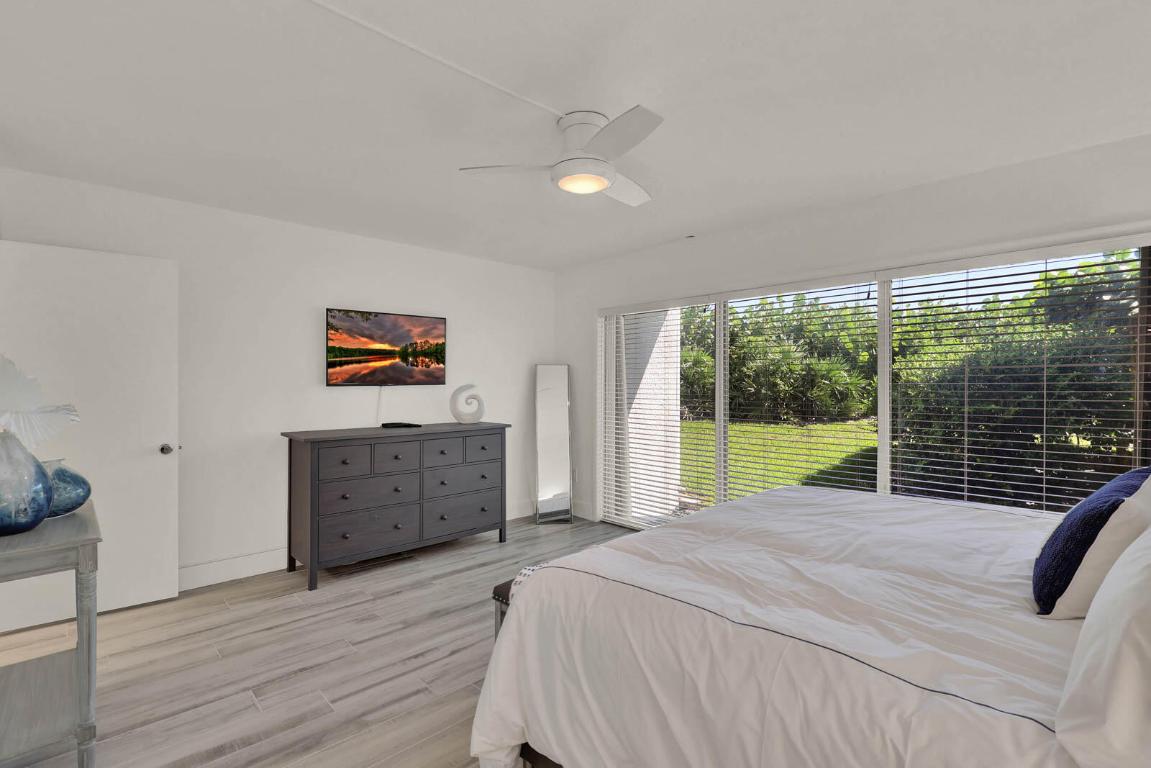 VILLA DEL SOL CONDOMINIUM - Residential