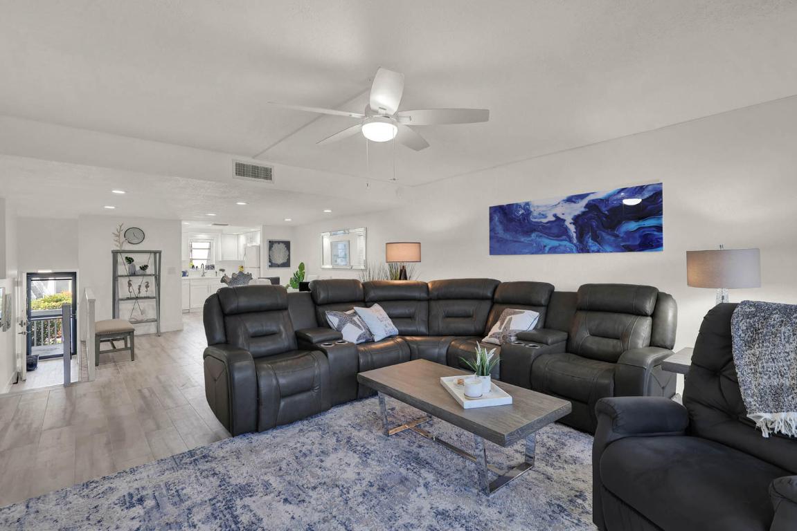 VILLA DEL SOL CONDOMINIUM - Residential