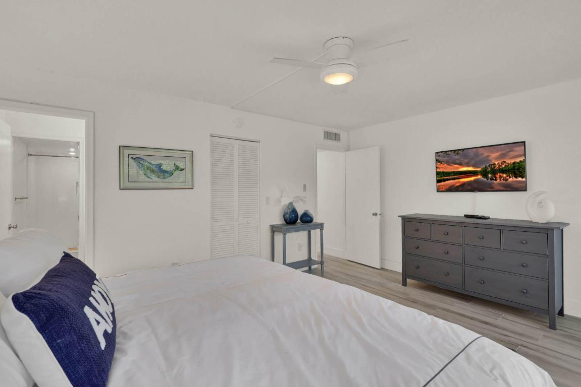 VILLA DEL SOL CONDOMINIUM - Residential