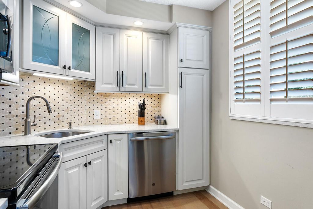 Photo of 130 Lakeshore Drive #521, North Palm Beach, FL 33408 (MLS # R10897953)