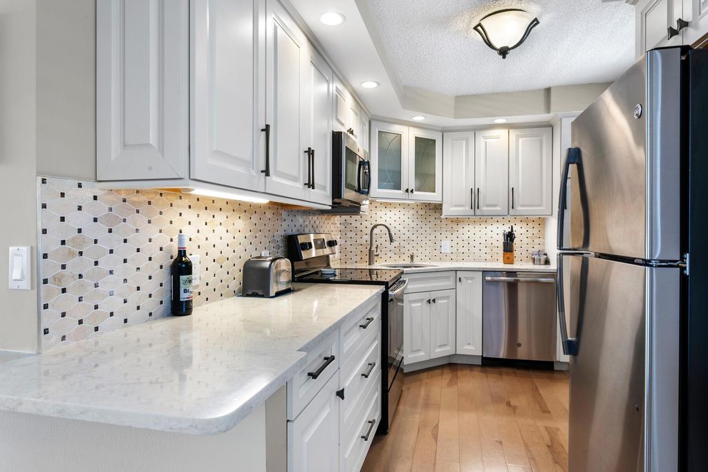 Photo of 130 Lakeshore Drive #521, North Palm Beach, FL 33408 (MLS # R10897953)