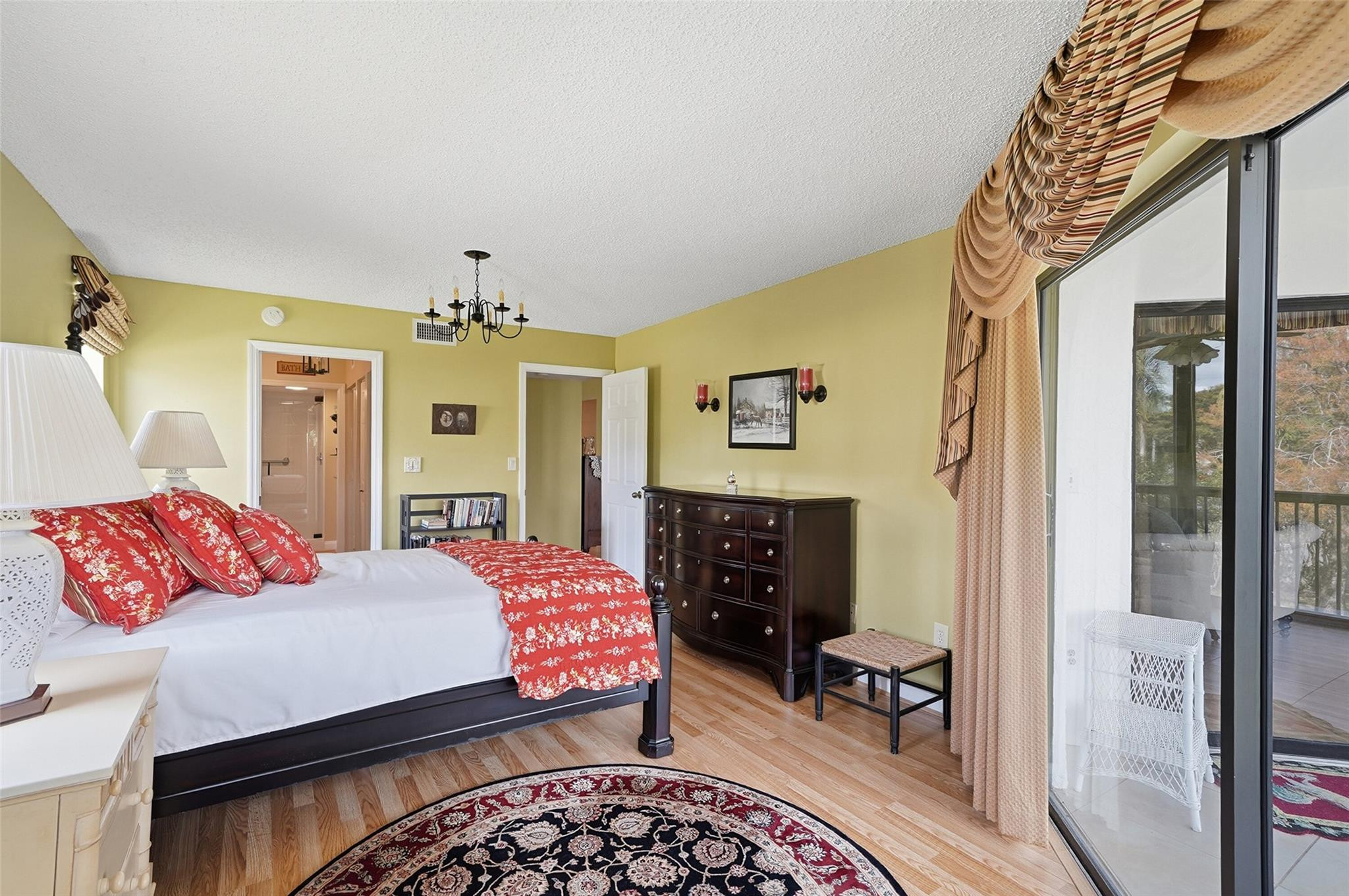 Fairfax/Kings Point - Residential