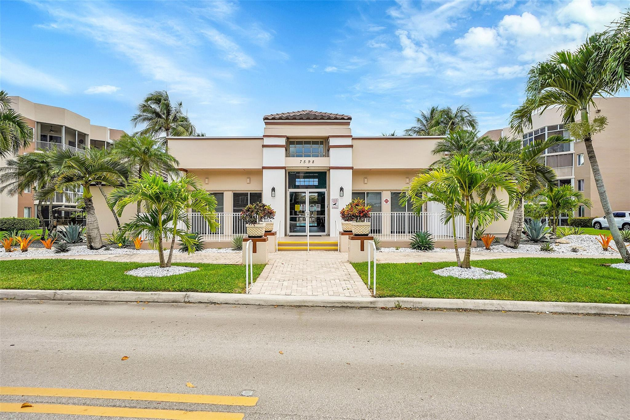 Fairfax/Kings Point - Residential