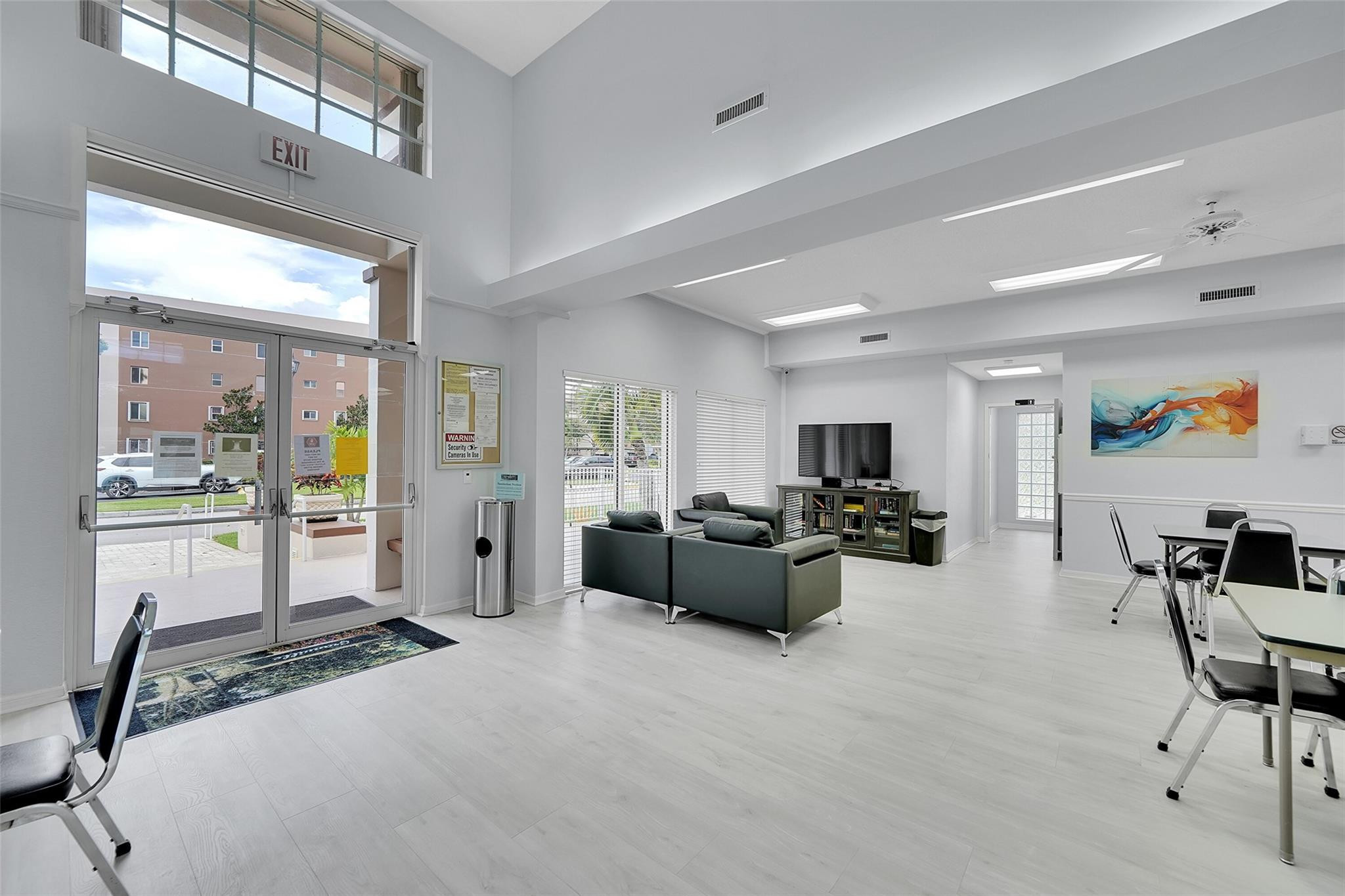 Fairfax/Kings Point - Residential