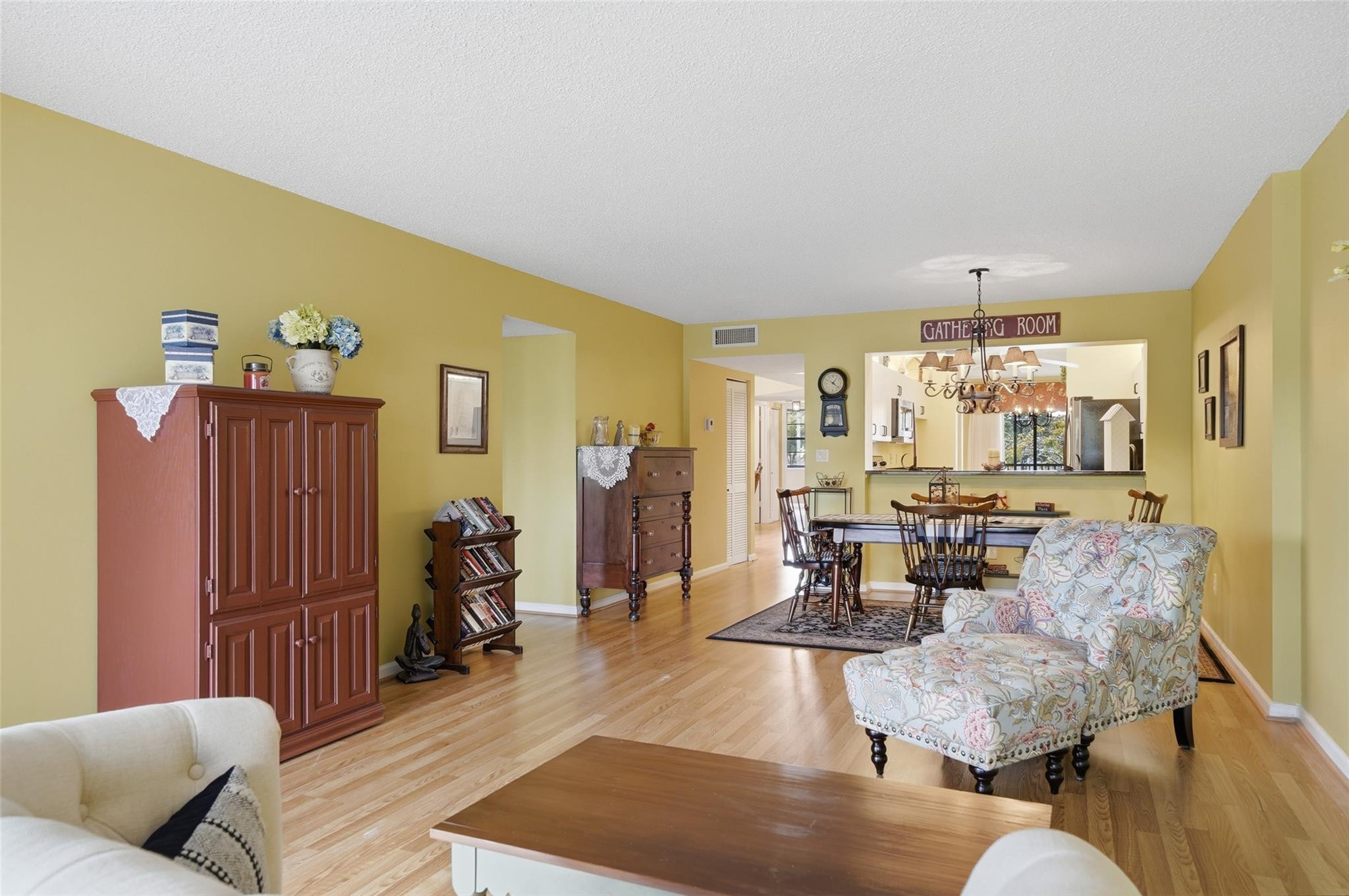 Fairfax/Kings Point - Residential