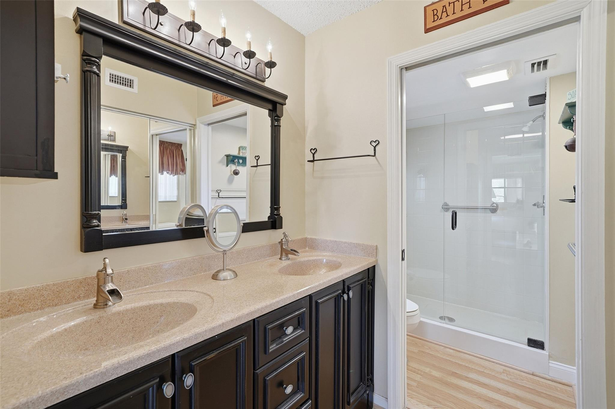 Fairfax/Kings Point - Residential