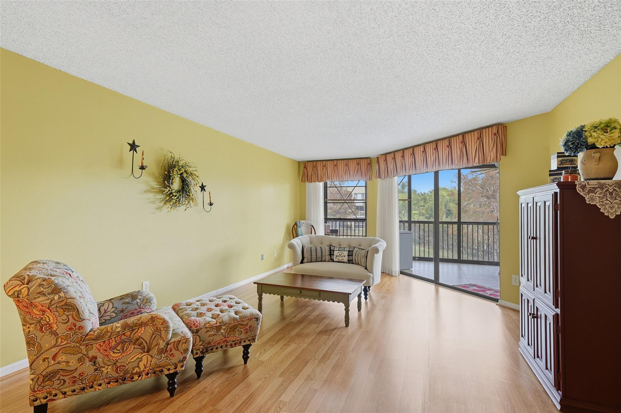 Fairfax/Kings Point - Residential