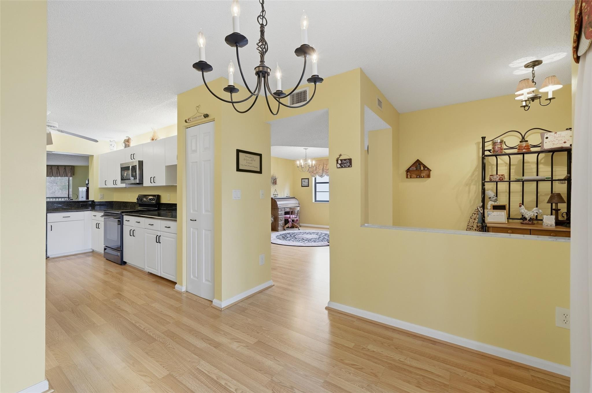 Fairfax/Kings Point - Residential