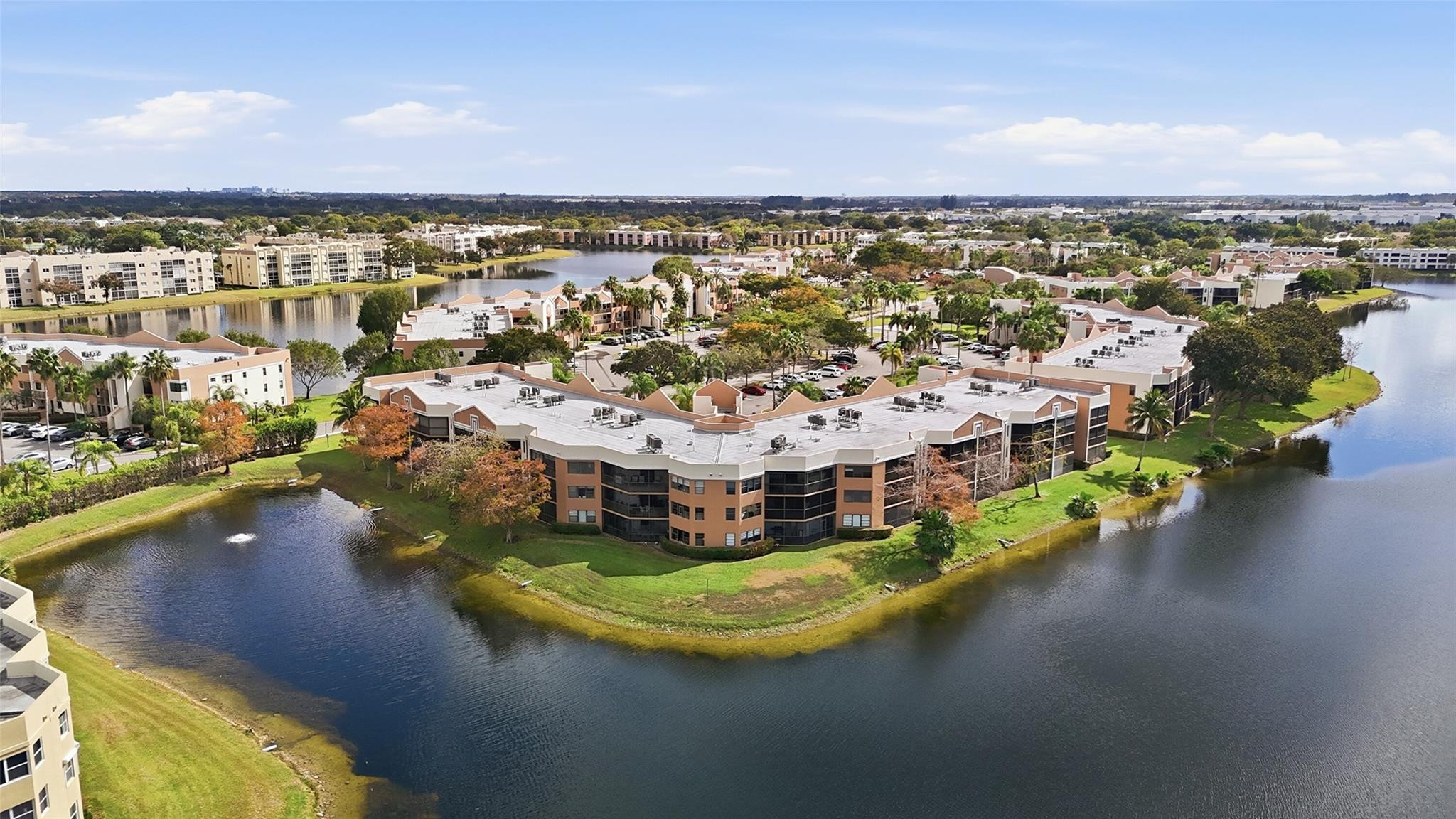 Fairfax/Kings Point - Residential