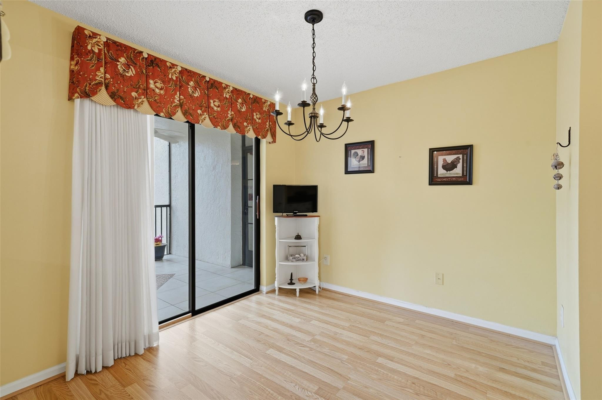 Fairfax/Kings Point - Residential