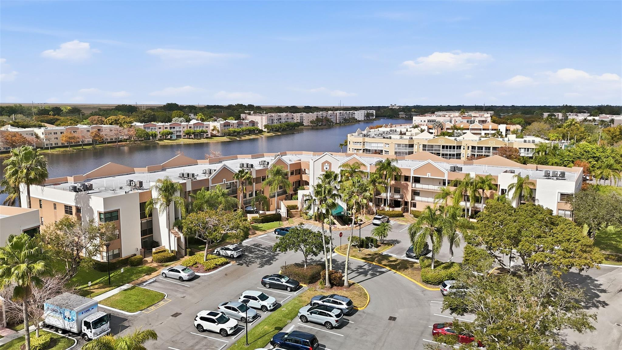 Fairfax/Kings Point - Residential