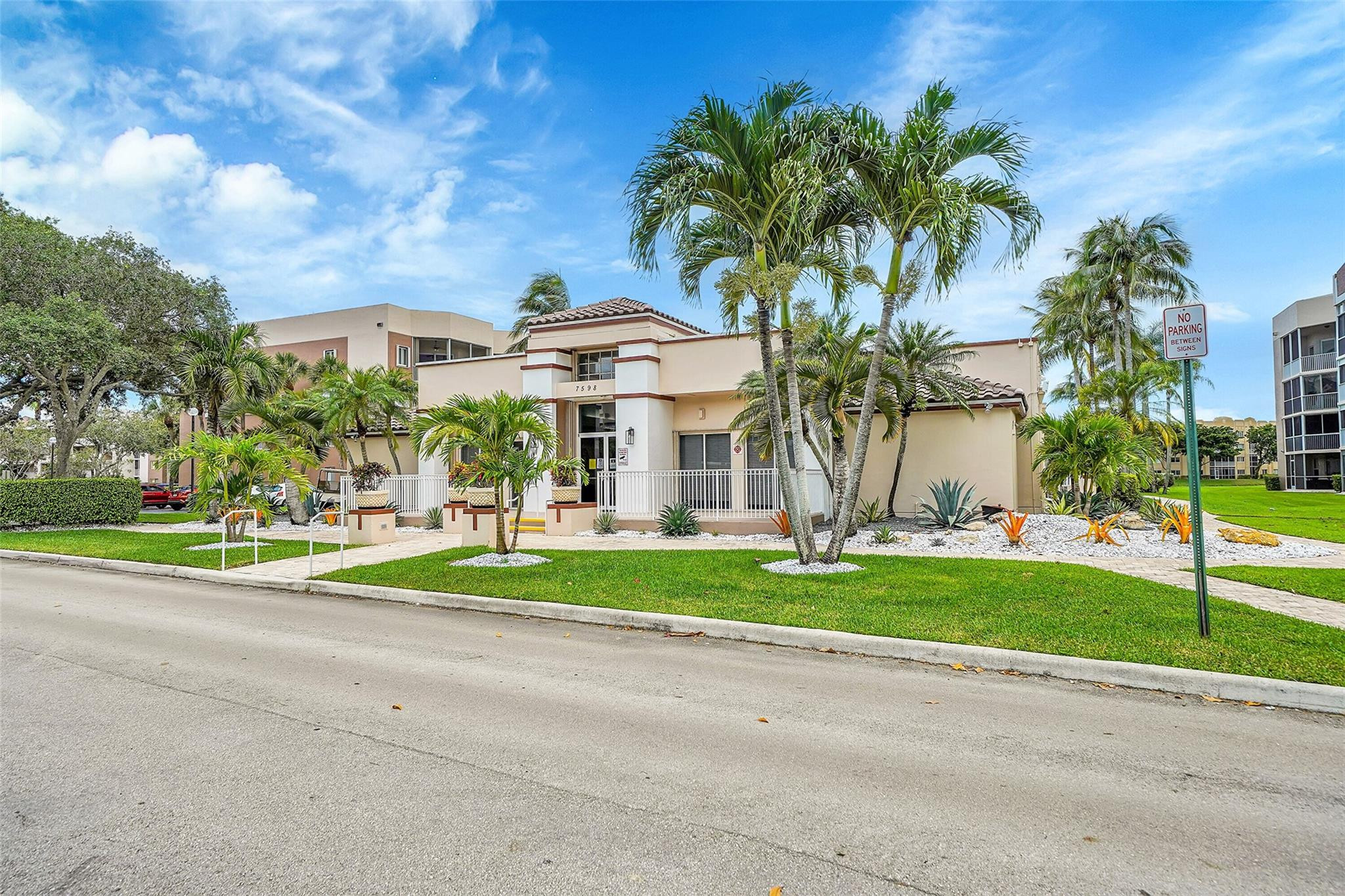 Fairfax/Kings Point - Residential