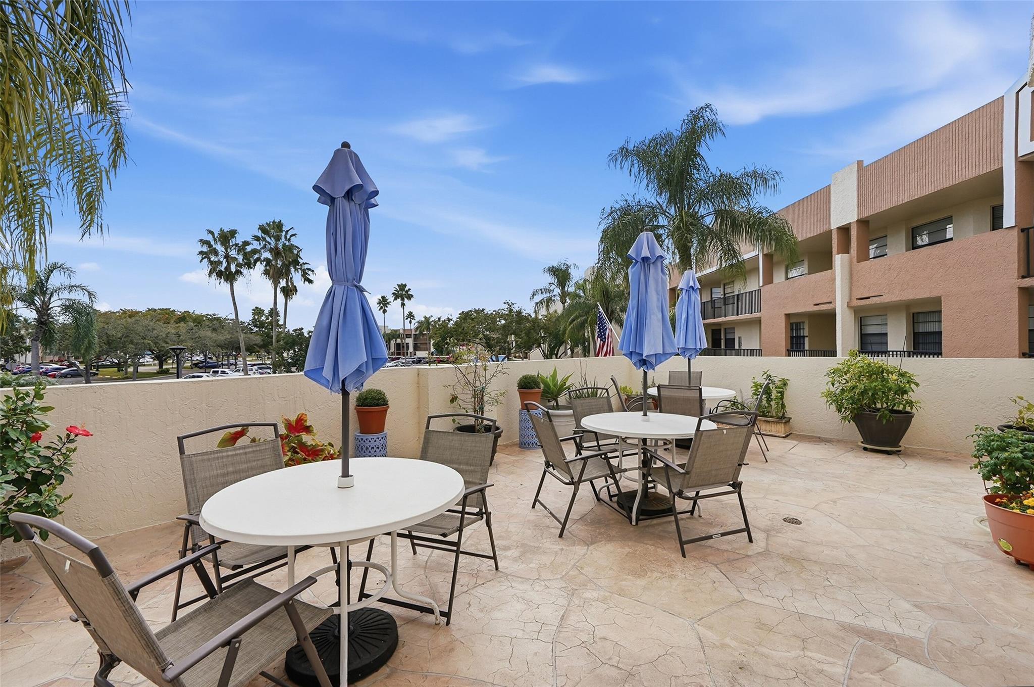 Fairfax/Kings Point - Residential