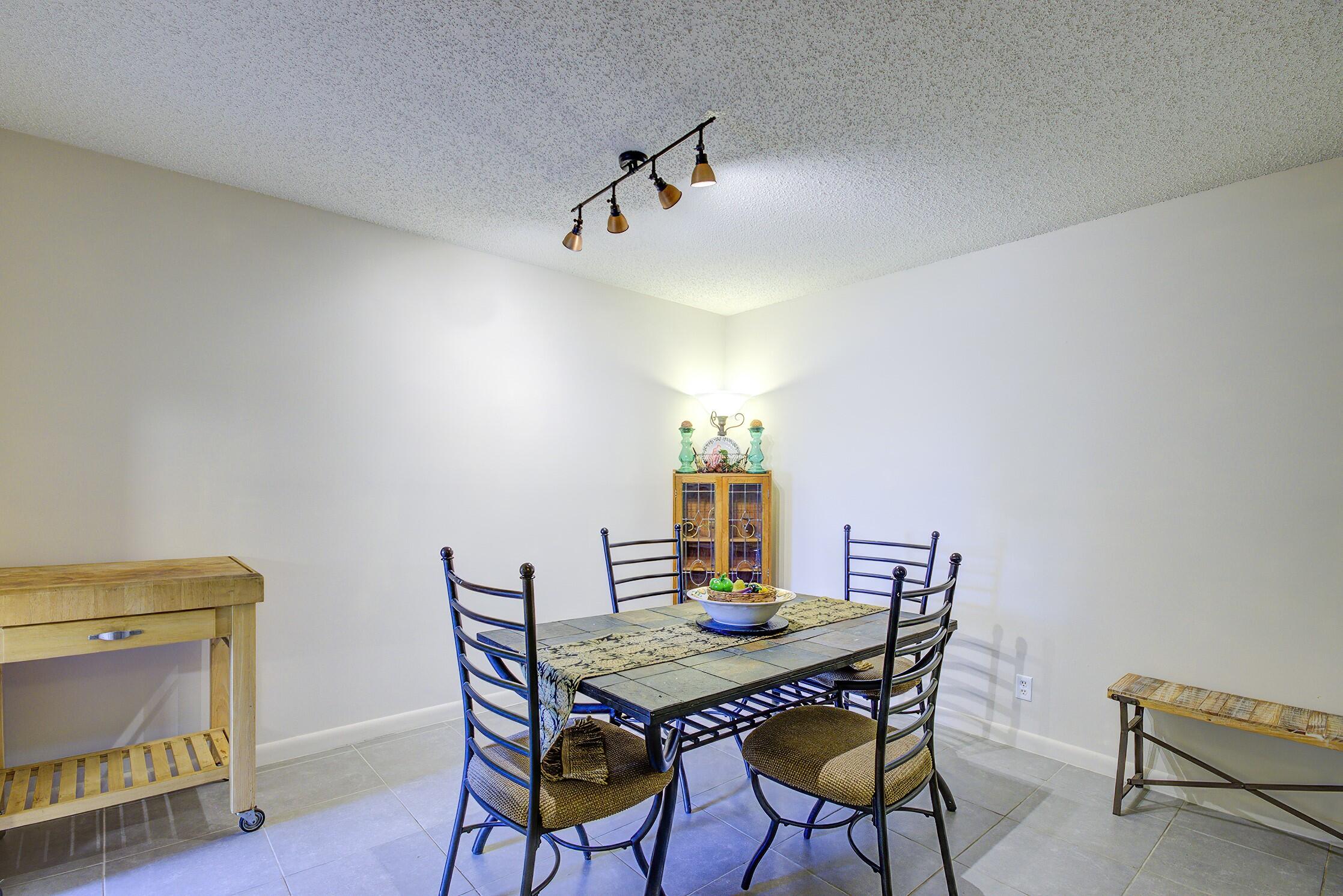 HIGH POINT OF DELRAY WEST CONDO SEC 1&2 - Residential