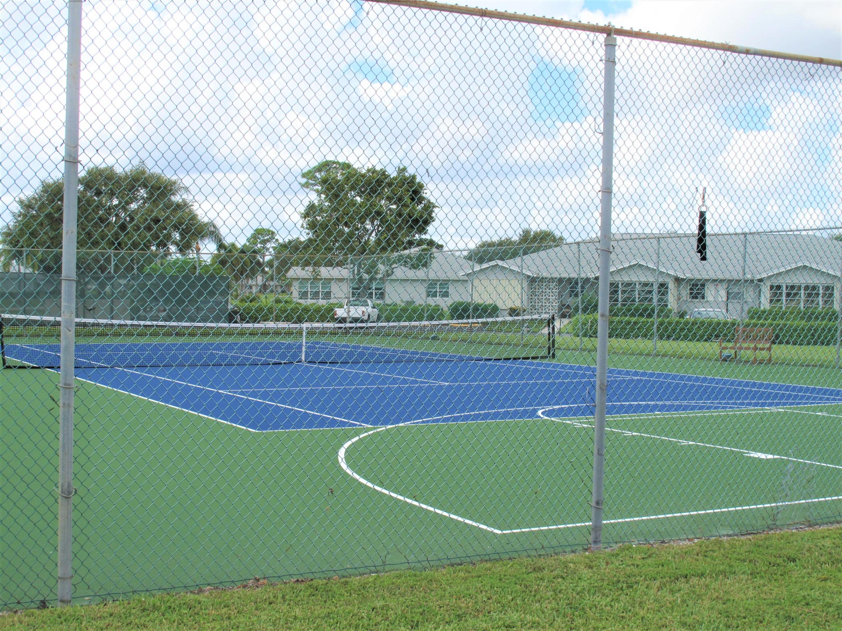 HIGH POINT OF DELRAY WEST CONDO SEC 1&2 - Residential