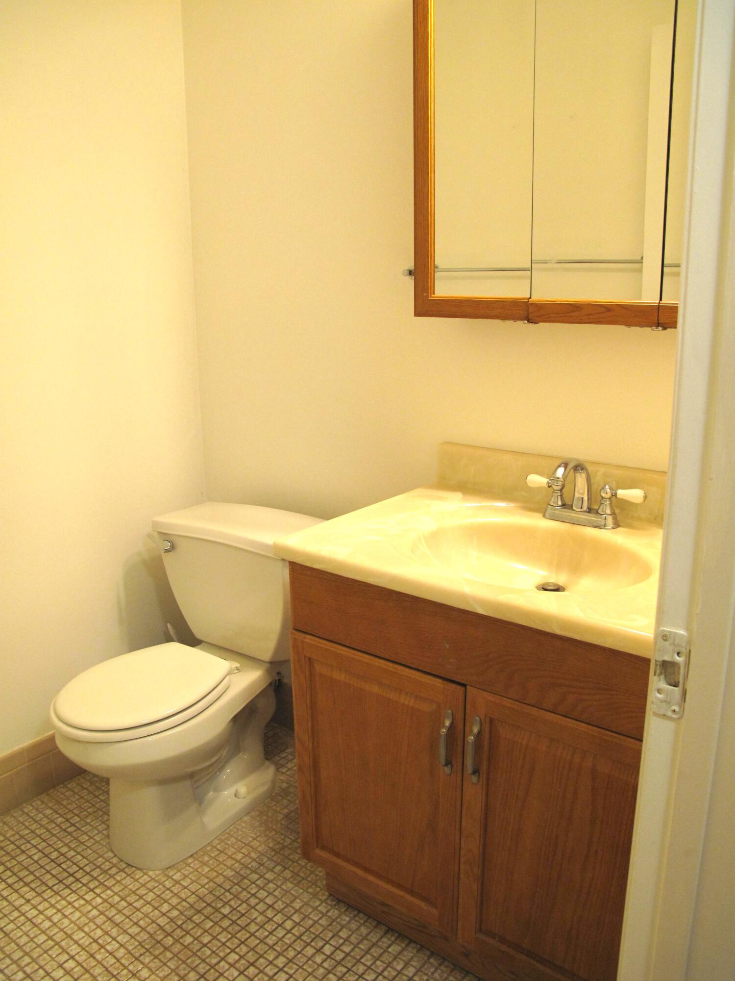 HIGH POINT OF DELRAY WEST CONDO SEC 1&2 - Residential