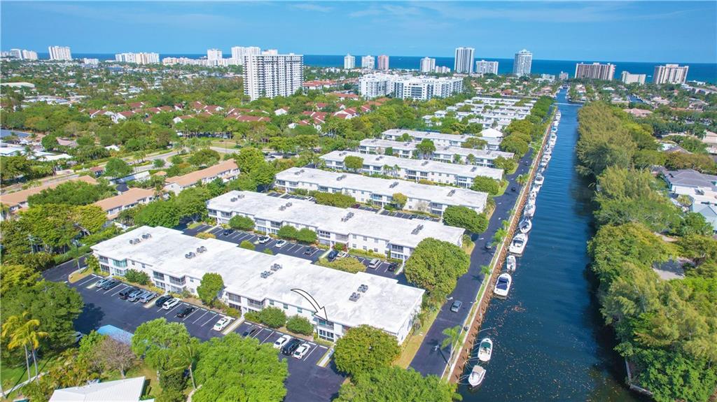 Bay Colony Club - Residential