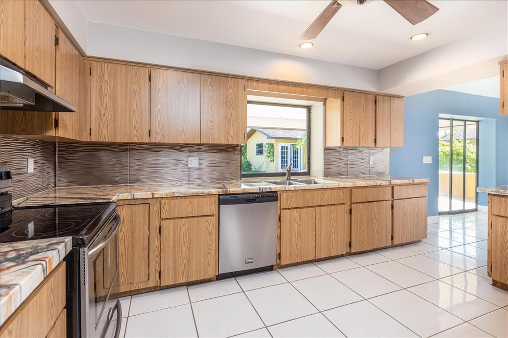 POINCIANA GARDENS SEC 4 - Residential