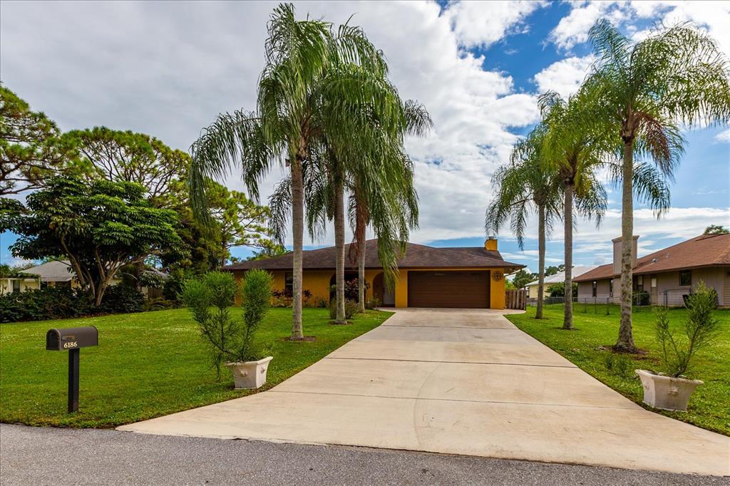 POINCIANA GARDENS SEC 4 - Residential