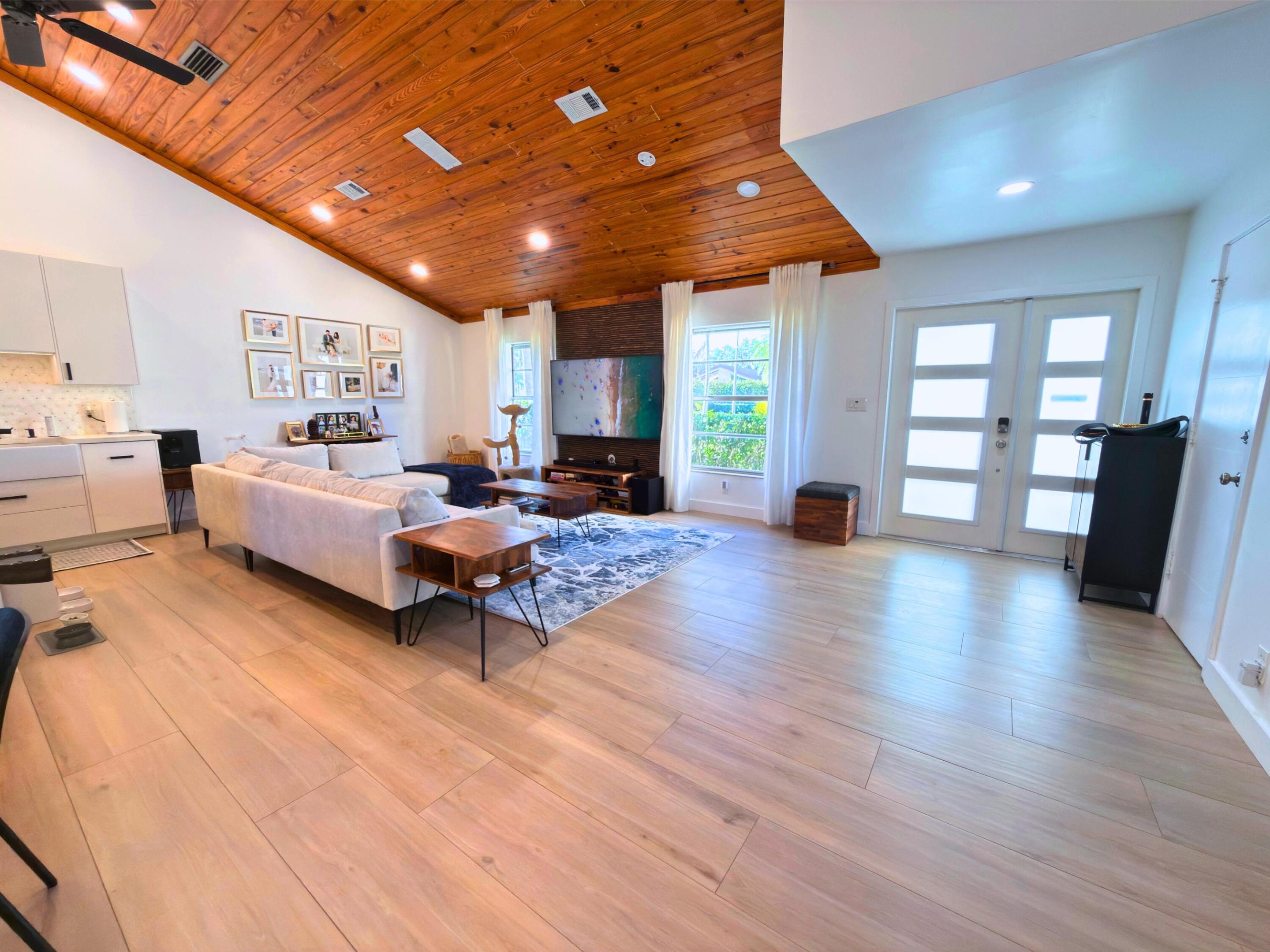 AMBERWOODS OF BOCA 2ND ADD - Residential