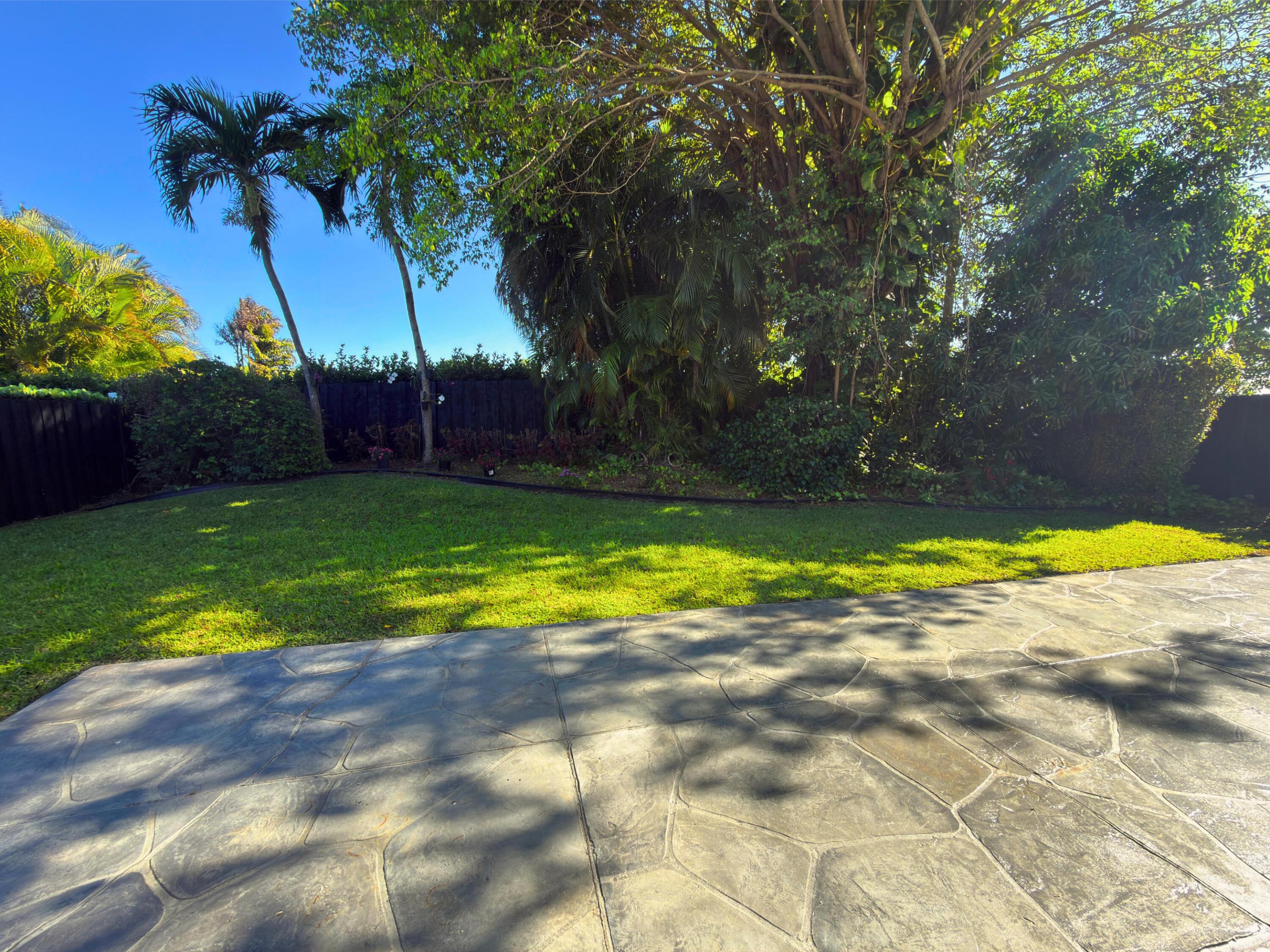 AMBERWOODS OF BOCA 2ND ADD - Residential