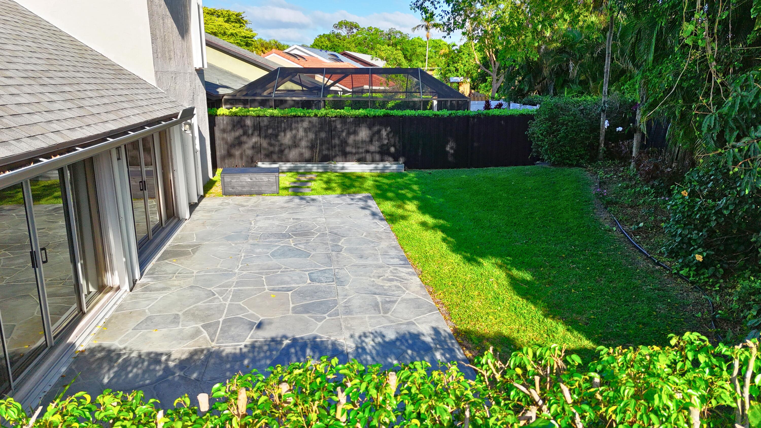 AMBERWOODS OF BOCA 2ND ADD - Residential