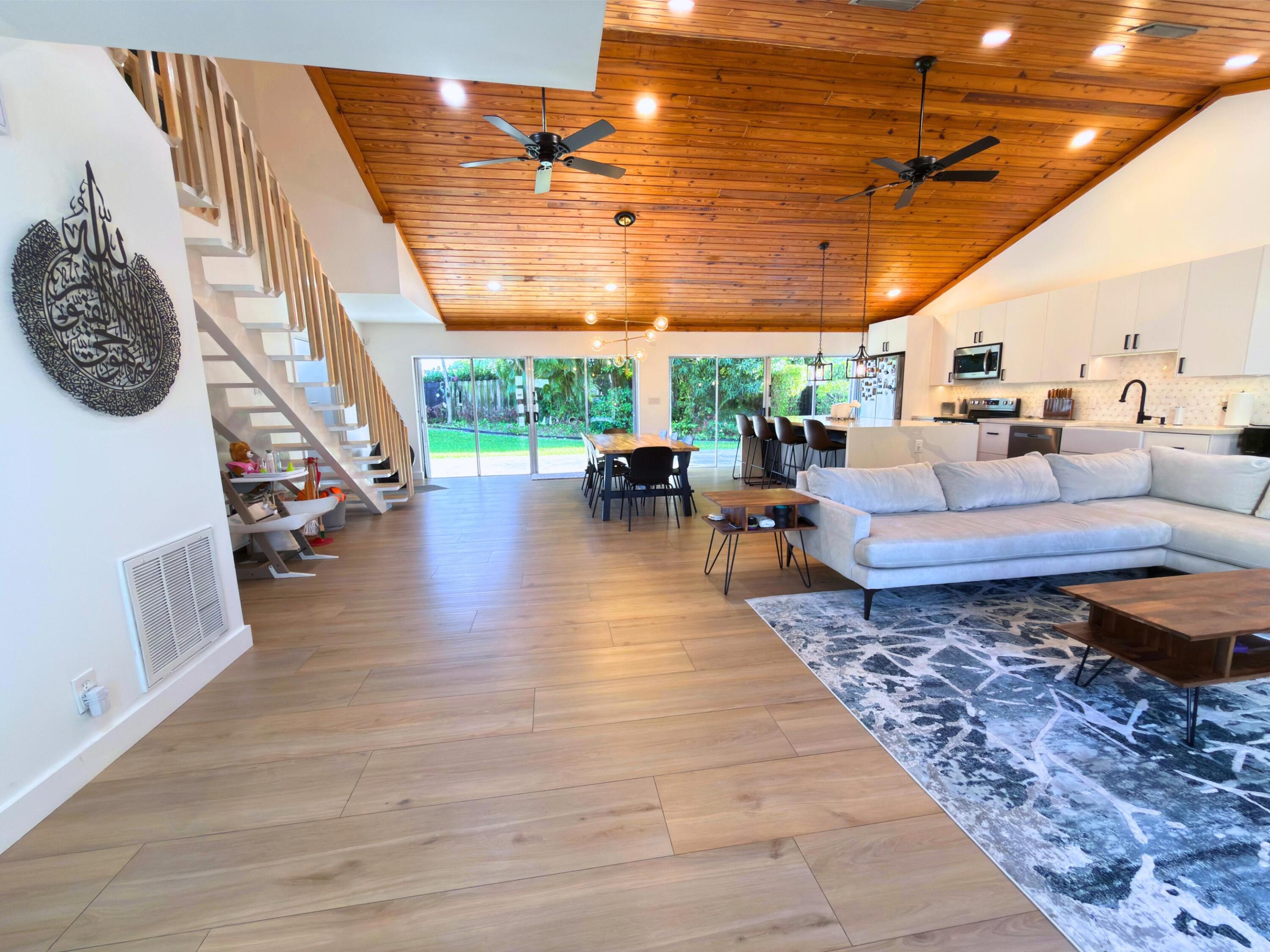 6150 Amberwoods Drive