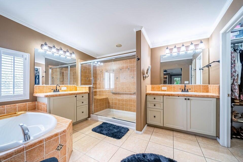 Maralago Cay - Residential