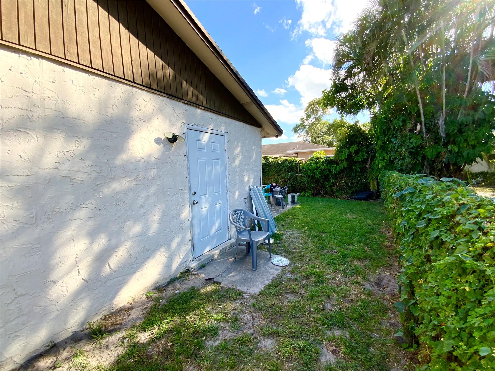 North Lauderdale Village - Residential