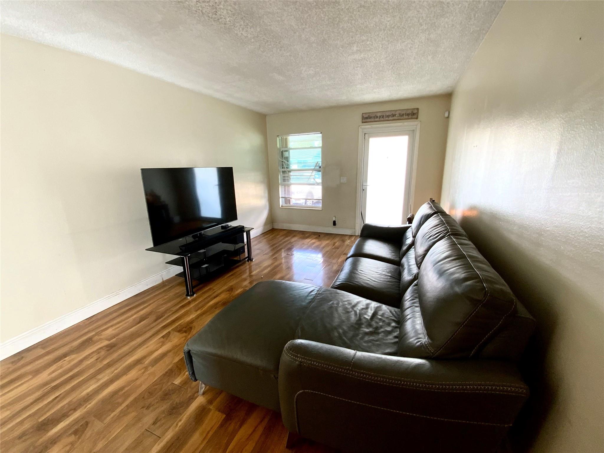 North Lauderdale Village - Residential