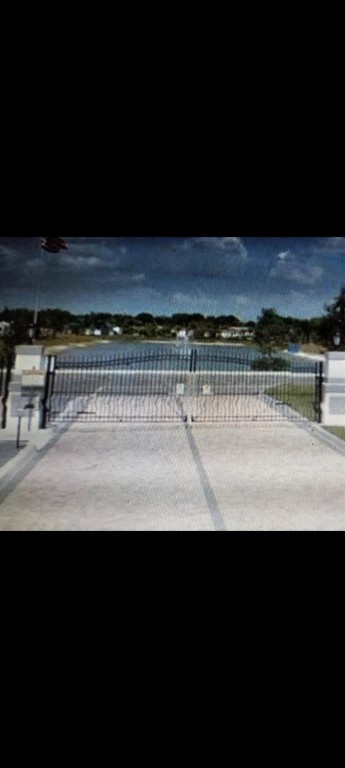 Silver Palms Rv Resort - Land