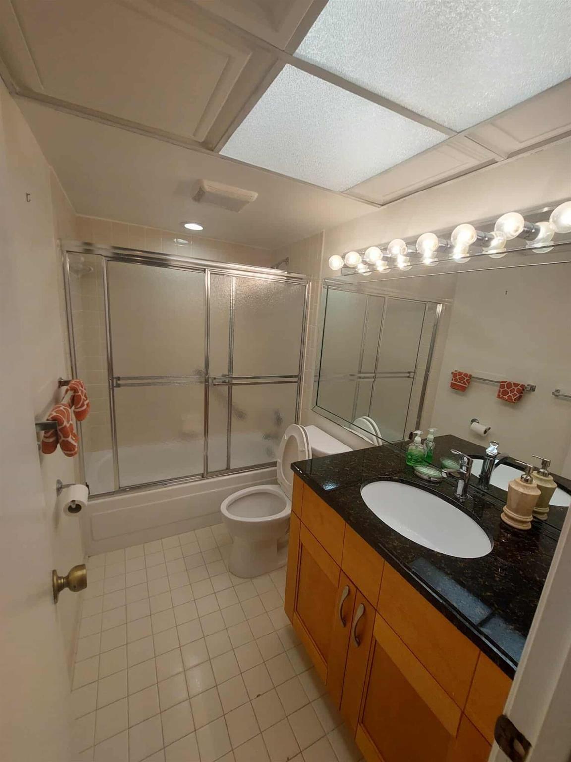 SUNRISE OF PALM BEACH CON - Residential Lease