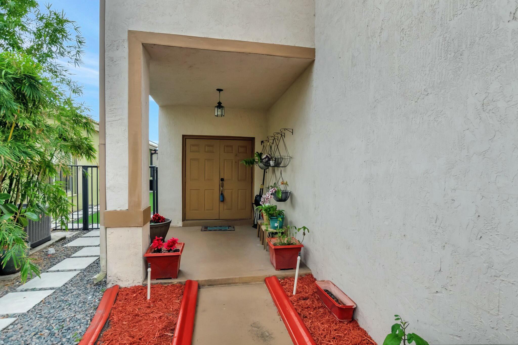 Regency Lakes - Residential