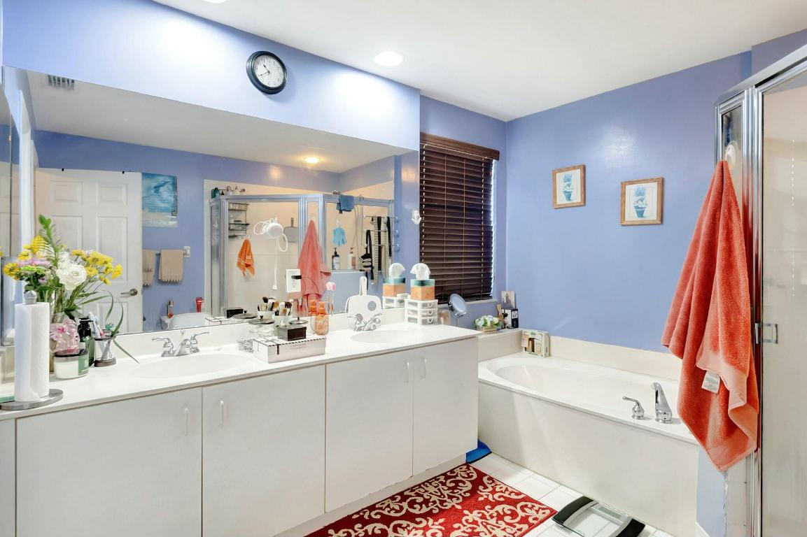 Regency Lakes - Residential