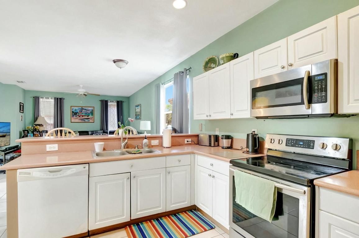 Regency Lakes - Residential